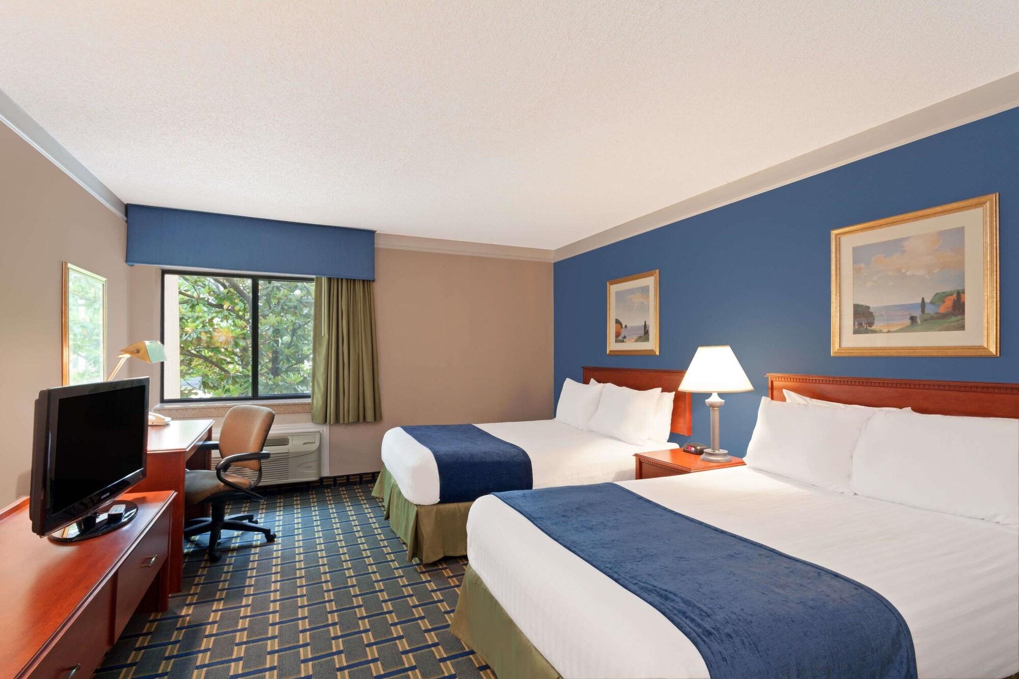 Hotel Baymont By Wyndham Memphis East Esterno foto