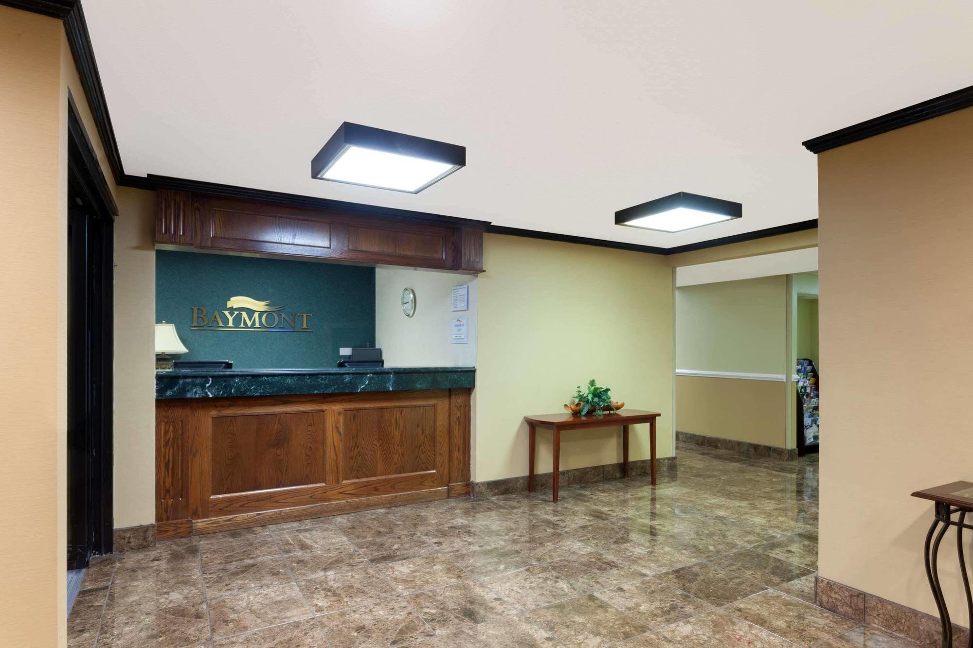 Hotel Baymont By Wyndham Memphis East Esterno foto